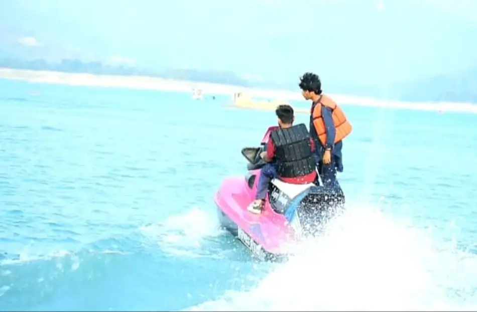 Khanpur Dam jet skiing