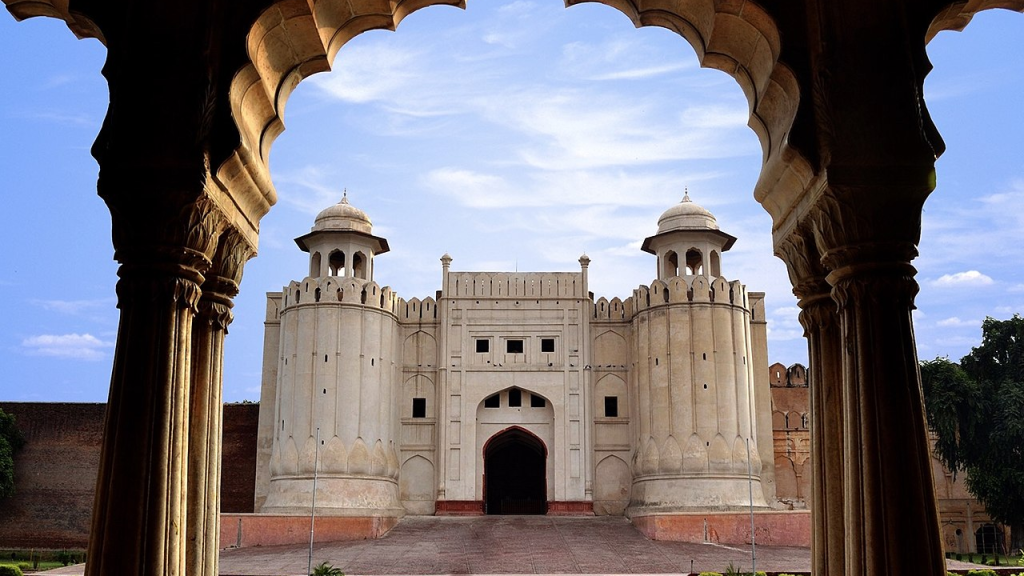 The Pride of the Mughal Empire - Lahore Fort